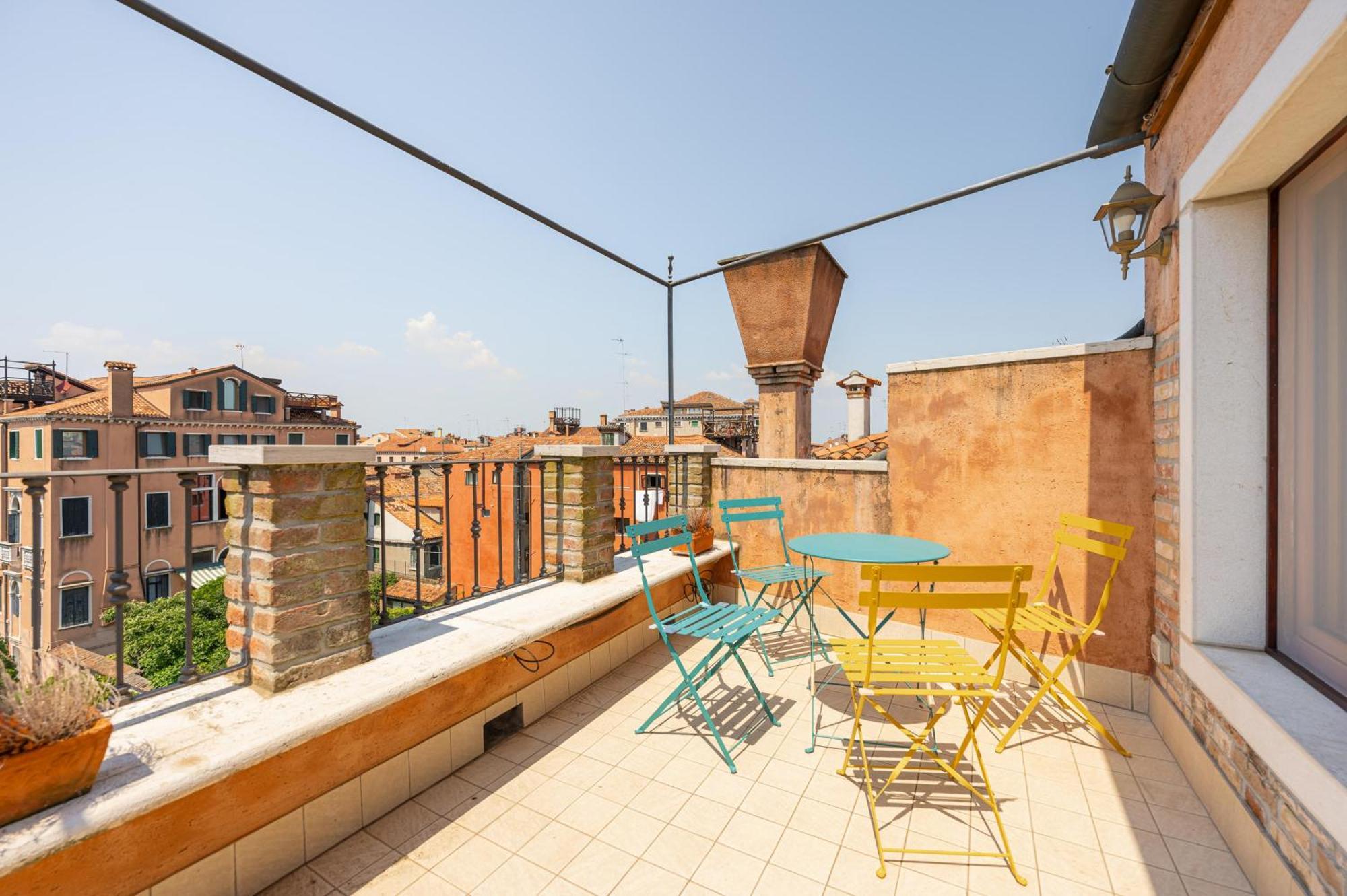 Апартаменти Luxury Penthouse With Terrace Венеція Екстер'єр фото